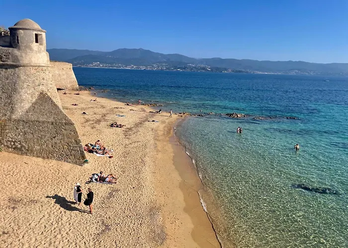 T2 Vue - Entree De Appartement Ajaccio (Corsica)