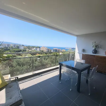 דירה T2 Vue - Entree De *
